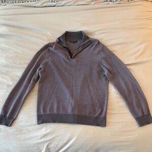 Banana Republic V-Neck Sweater in Gray